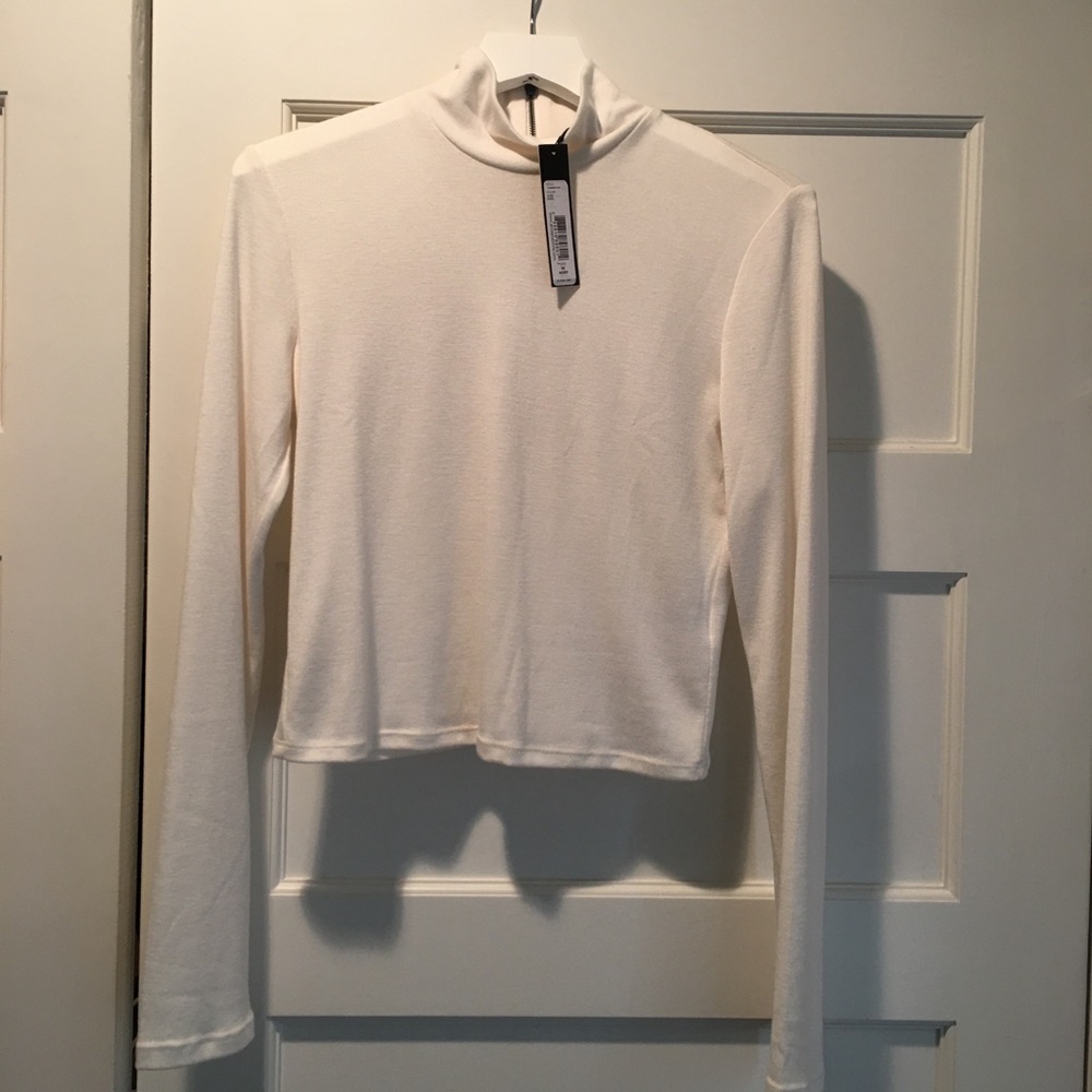 Alice and Olivia cream cropped turtleneck